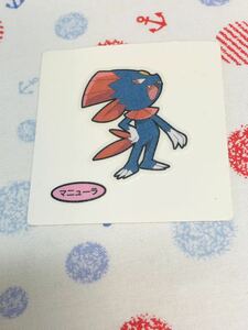 ポケモンパン デコキャラシール 蓄光タイプ マニューラ