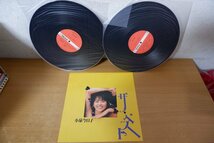 Z2-210＜帯付2枚組LP/美盤＞小泉今日子 / ザ・ベスト_画像4