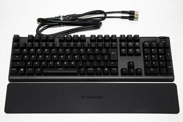 美品 steelseries APEX PRO JP 日本語配列 ゲーミング キーボード メカニカル