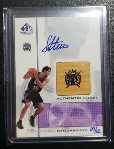 2004-05 Upper Deck Ultimate Collection Peja Stojakovic Buyback Auto /12