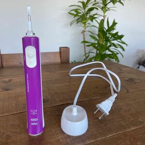 電動歯ブラシ 　ブラウン　オーラルB　充電式　BRAUN　アルコール除菌済み　Oral-B　TYPE：4729