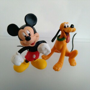  шоколадное яйцо Mickey Pluto Disney коллекция героев часть 1 фигурка 