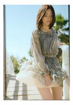 AD450 渡辺麻友【美尻 半ケツ】AKB48◆袋とじ 9ページ 切り抜き 切抜き 水着 ビキニ_画像8