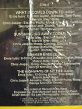 ★ The Isley Brothers ： 3+3 Featuring That Lady LP ☆ (( 「Summer Breeze」、「Listin To The Music」収録 / 落札5点で送料当方負担_画像4