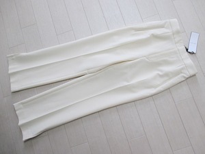 未使用/定価36300円　BEIGE,*ベイジ /オンワード　ウール混パンツ　日本製　小さいサイズ30