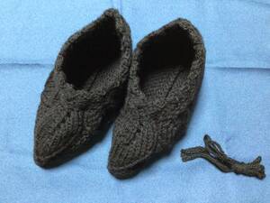 ☆送料込☆ 手編みルームシューズ（黒）ハンドメイド　毛糸　靴下カバー　部屋履き　室内履き　クーラー対策に…