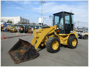 Tiresショベル(Wheel Loaderー) Caterpillar 903B 2012 1,010h アワーMeter少なめです