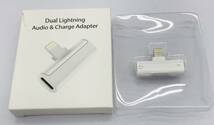 ★【在庫処分価格】Dual Lightning Audio ＆ Charge Adapter 48KHz 24bit イヤホン 変換 アダプター☆C01-167a_画像1