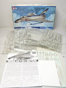 TAMIYA/タミヤ　プラモデル　ダグラス F4D-1 スカイレイ　1/48　未組立