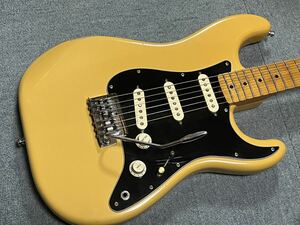 【ジャンク】 ※難ありFender USA Dan Smith Stratocaster 1983？フェンダー ダン スミス ストラト エレキギター