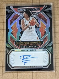 ロビン・ロペス【2022-23 PANINI OBSIDIAN BASKETBALL】ROBIN LOPEZ MS-RLC MAGMATIC SIGNATURES 直筆サインカード #/149