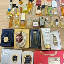 ヴィンテージ香水 ミニ香水 BOX入りあり 65個 シャネル ゲラン ニナリッチ GUCCI グッチ BABY DOLL YSL 大量 香水まとめ売り_画像4