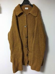 BENETTON Old Italy made low gauge knitted cardigan Brown Camel Roo z Silhouette wool collar attaching jacket button 