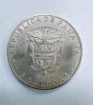 1970年 パナマ 5バルボア銀貨 重量35.6g 比重10.16 品質保証 オリンピック 五輪 硬貨 外貨 アンティークコイン 現状品 【AJ041】_画像4