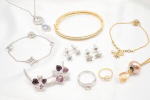 1円〜 スワロフスキー アクセ 10点セット ネックレス ブレスレット バングル ピアス リング ブローチ 蜂 ハート しずく SWAROVSKI 7066j