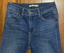 ■リーバイスのストレッチスキニーデニム(ジーンズ)■721 HIGH RISE SKINNY・W25_画像3