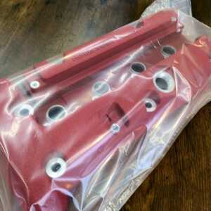 ** rare Honda original CIVIC TYPE R FD2 FN2 cylinder head cover unused type R JDM OEM honda genuine RED Valve Cover**