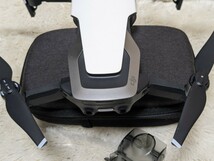 使用少 美品 【即決にてバッテリーおまけ】DJI MAVIC AIR マビックエアー 機体のみ ホワイト 中古良品 未登録 送料無料 4Kドローン_画像5