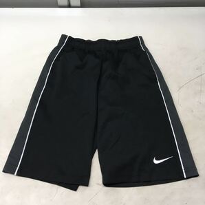 送料無料★NIKE ナイキ★ハーフパンツ ショートパンツ★子供 140-150 キッズ★ブラック#60111sNj155の画像1