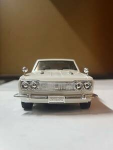 1/24 童友社 日産 ブルーバード 1600 SSS クーペ ジャンク品