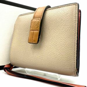 1176【近年 人気色】LOEWE ロエベ コンパクト ウォレット バーティカル トライフォールド 財布 小銭 コイン カード アナグラム レザー 本革