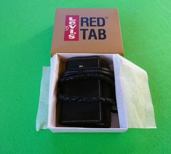 新品 希少 90'S PREMIUM LEVI'S レザーウォレット RED TAB ブラック リーバイス 刻印＆赤タブ付 外箱有り LEVI STRAUSS & CO プレミアム