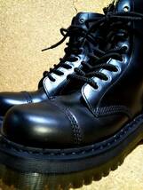 【Dr.MARTENS】ドクターマーチン クレイジーボム2 8ホールブーツ UK8(27cm ) CRAZY BOMB2 ブラック 厚底 希少レア 入手困難【極美品】_画像1