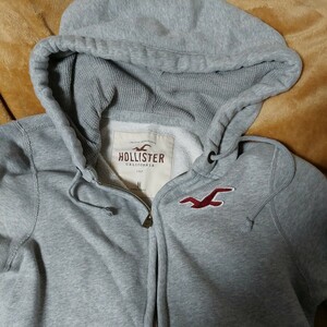 ホリスターHOLLISTER　パーカートレーナー　グレー　Mサイズ