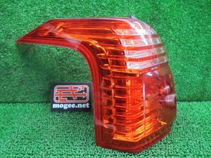 7FA4135 BF6)) Peugeot 5008 ABA-T875F02 2014 year latter term type original tail lamp left 26120102