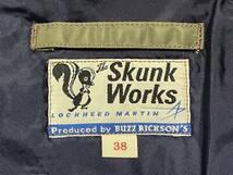 未使用品 38 BUZZ RICKSON'S バズリクソンズ SKUNK WORKS BR12012 LOCKHEED MARTIN CREW JACKET クルージャケット CWU-45P 10周年_画像8