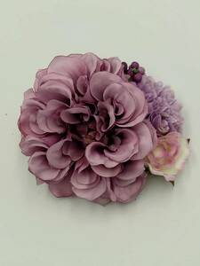 * frill dahlia .mam. rose. corsage 2* light purple * hair clip & brooch *