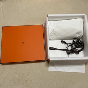 現行品　エルメス　バッグ　空箱　38×34×15 バーキン30 リンディ　ガーデンパーティー HERMES BOX 空き箱　箱　化粧箱　リボン