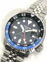 新品同様 セイコー SEIKO 5 GMT ブルー 黒 べセル 4R34セイコー5スポーツ GMT 自動巻き ネイビー　【中古】_画像1