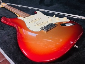 Fender American Deluxe Stratocaster！！★N3 Noiselessピックアップ搭載！！★希少限定1本入荷！！