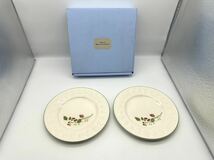 □新品 WEDGWOOD プレート 21cm ペア Queen's Ware Collection ウェッジウッド クイーンズウェアコレクション フェスティビティ ラズベリー_画像1