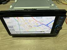 送料無料 即決 カロッツェリア AVIC-ZH0077W HDDナビ フルセグ Bluetooth DVD 2014年度版 HDMI CD 録音 SD iPhone 地デジ 2DINワイド_画像2