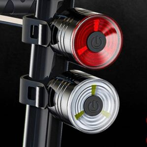 自転車ライト　白・赤　お得な2個セット　組合せ自由　高輝度　電池式　取付け簡単