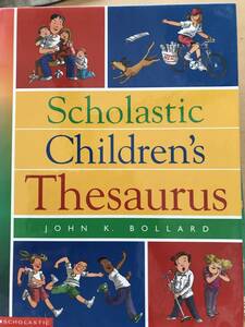 ☆‘Children’sThesaurus”　英字児童向け国語辞典？★　表紙焼けあり