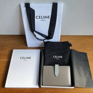 美品！セリーヌ CELINE ミディアムストラップウォレット バイカラー グレインドカーフスキン ぺブル / ミネラル