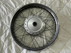 ホンダスーパーカブ110JA07用のフロントホイール17インチ中古品