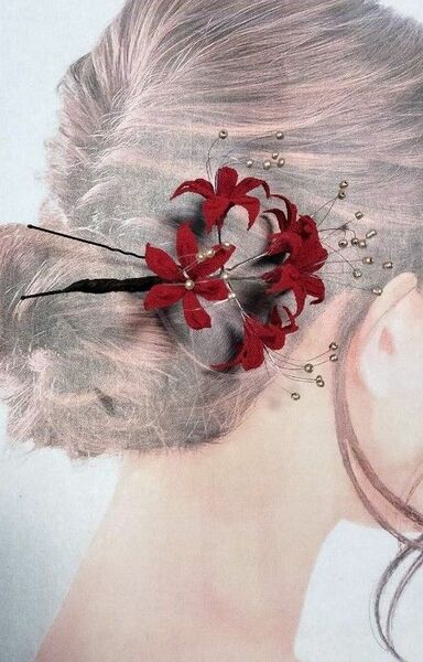 彼岸花（赤）　髪飾り　ヘアピン　かんざし　花飾り　舞台衣装飾り　仮装衣装飾り