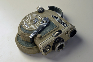 16mm撮影機　カメラ　　eumig c16　MADE IN AUSTRIA ジャンク　