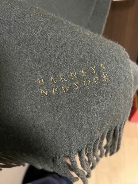 バーニーズ　ニューヨーク　BARNEYS NEW YORK マフラー