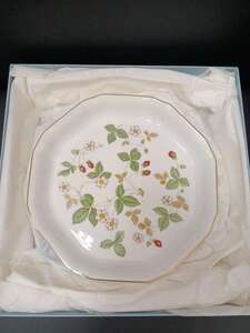 #3965 Wedgwood　ワイルドストロベリー　大皿　ウェッジウッド　いちご　皿　美品