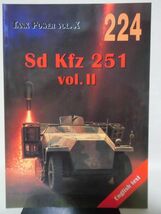 洋書 Sd.Kfz251 vol.II 3tハーフトラック 写真資料本 TANK POWER VOL.X Wydawnictwo Militaria 2005年発行[1]B1591_画像1