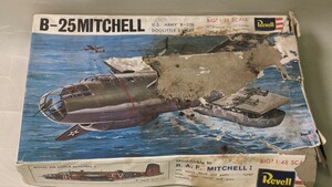 Revell　B-25　ミッシェル　b-25 MITCHELL １/４８　箱ダメージ多し　未開封