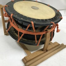 締太鼓 胴 蒔絵 和太鼓 バチ テレン台 和楽器 直径３５センチ　高さ１４センチ 詳細不明 角D0103-8_画像3