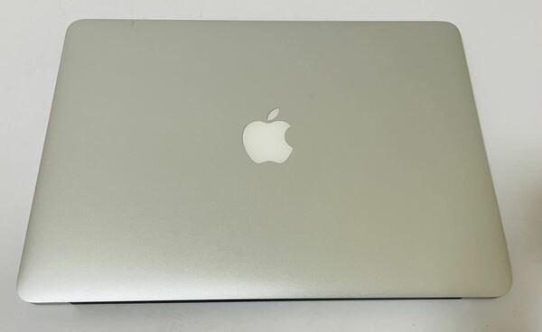 美品 ワンオーナー MacBook Air A1466 1.7GHz Core i7 メモリ8GB OS X 13インチ 10.9.5