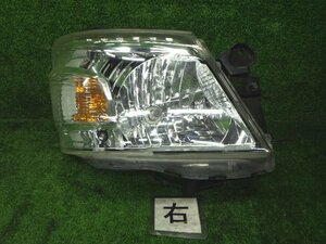 ★ 即決あり H25年 NV350 キャラバン VW2E26 E26 純正 右 ハロゲン ヘッド ライト 26010-3XA0C マルチリフレクター H021 [ZNo:05014560]