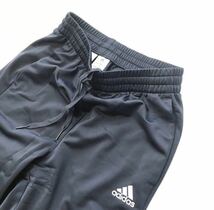 ◎006新品【メンズ2XL】紺ネイビー adidas アディダス 上下セット ジャージ パンツ セットアップ ロゴ オールシーズン 裏トリコット起毛 _画像9